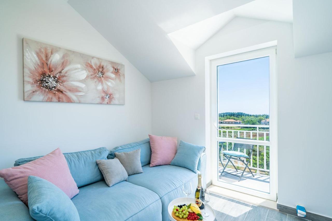 Apartments Amalija Čilipi 外观 照片