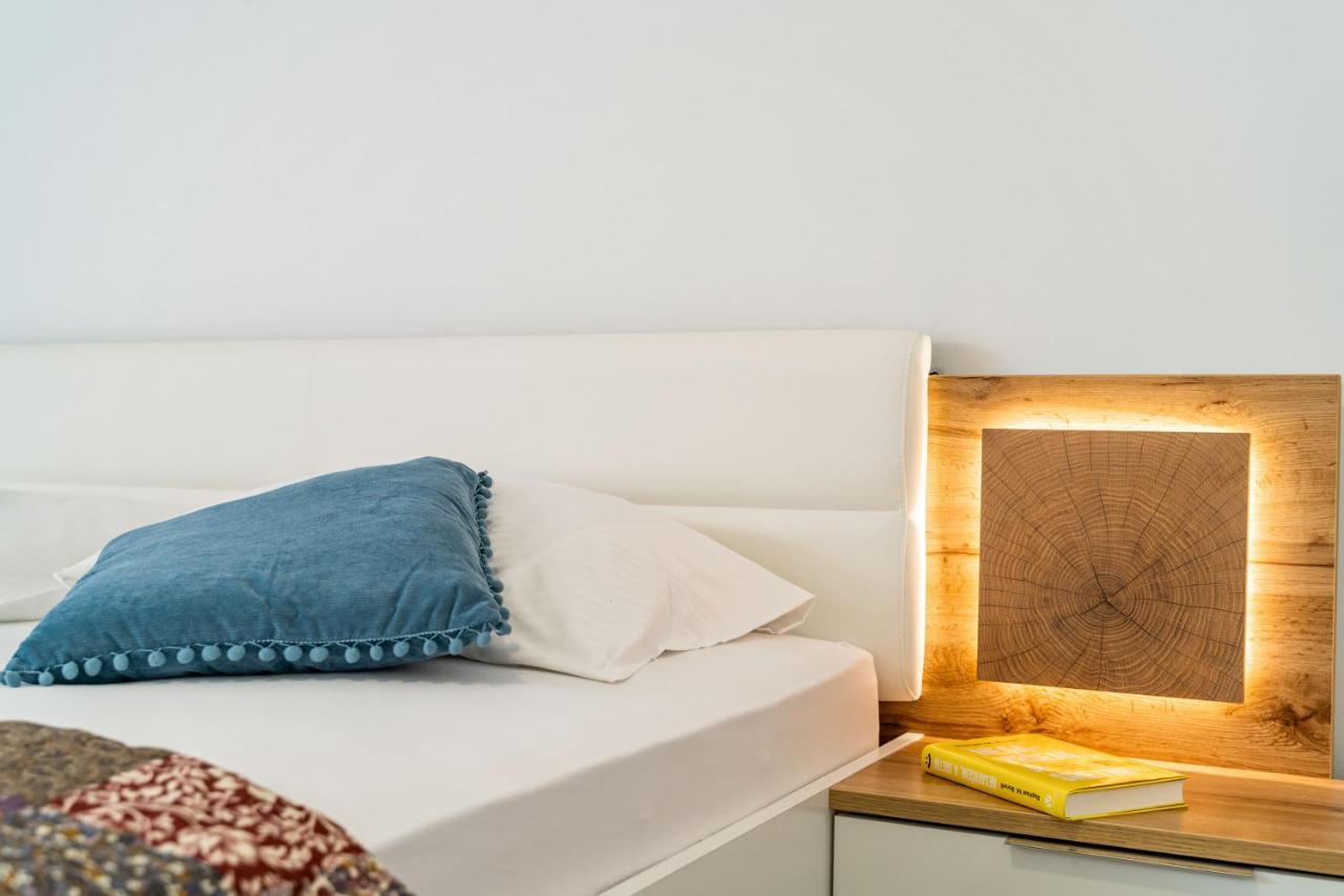 Apartments Amalija Čilipi 外观 照片
