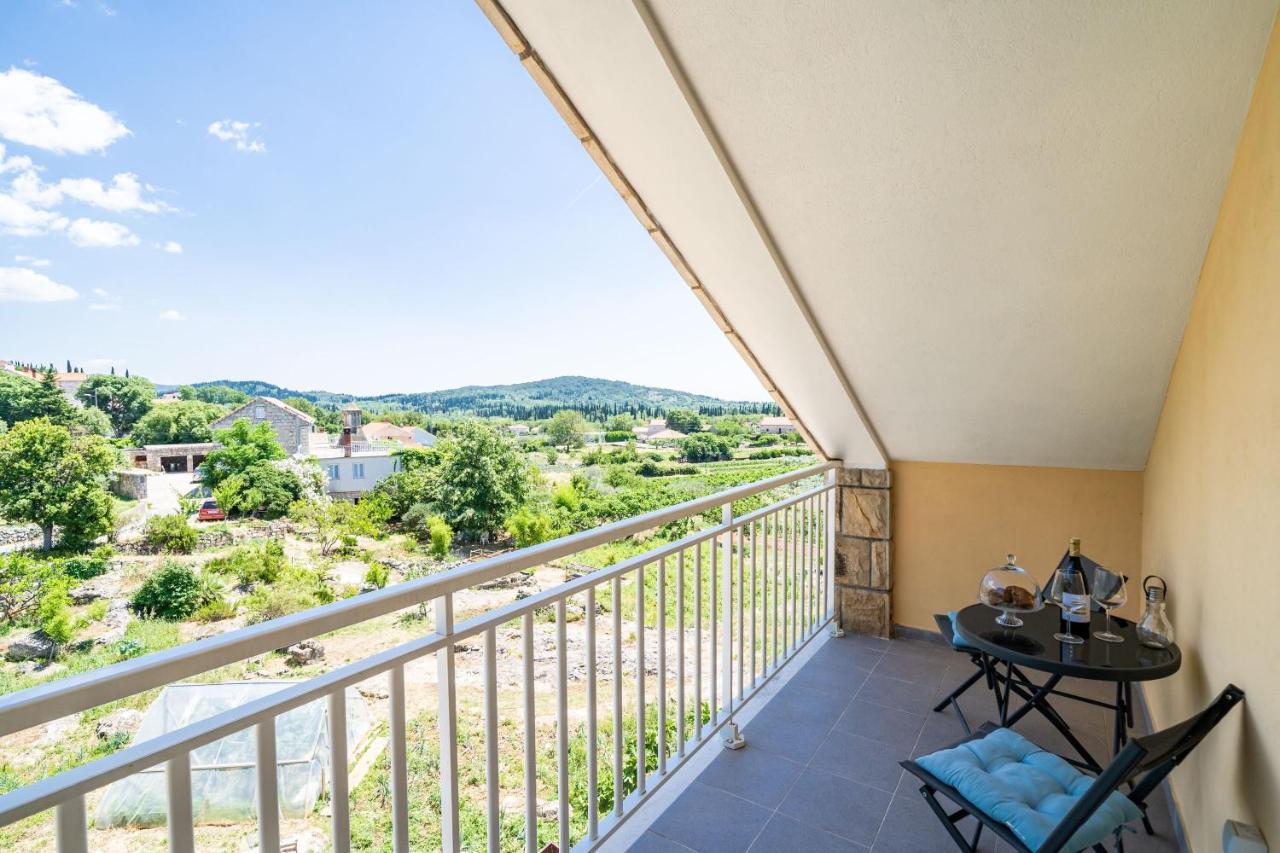 Apartments Amalija Čilipi 外观 照片
