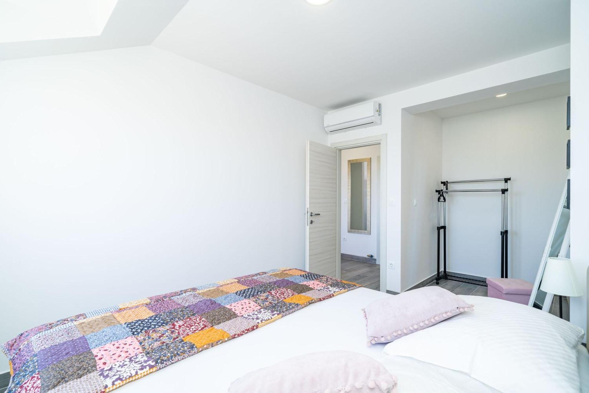 Apartments Amalija Čilipi 客房 照片