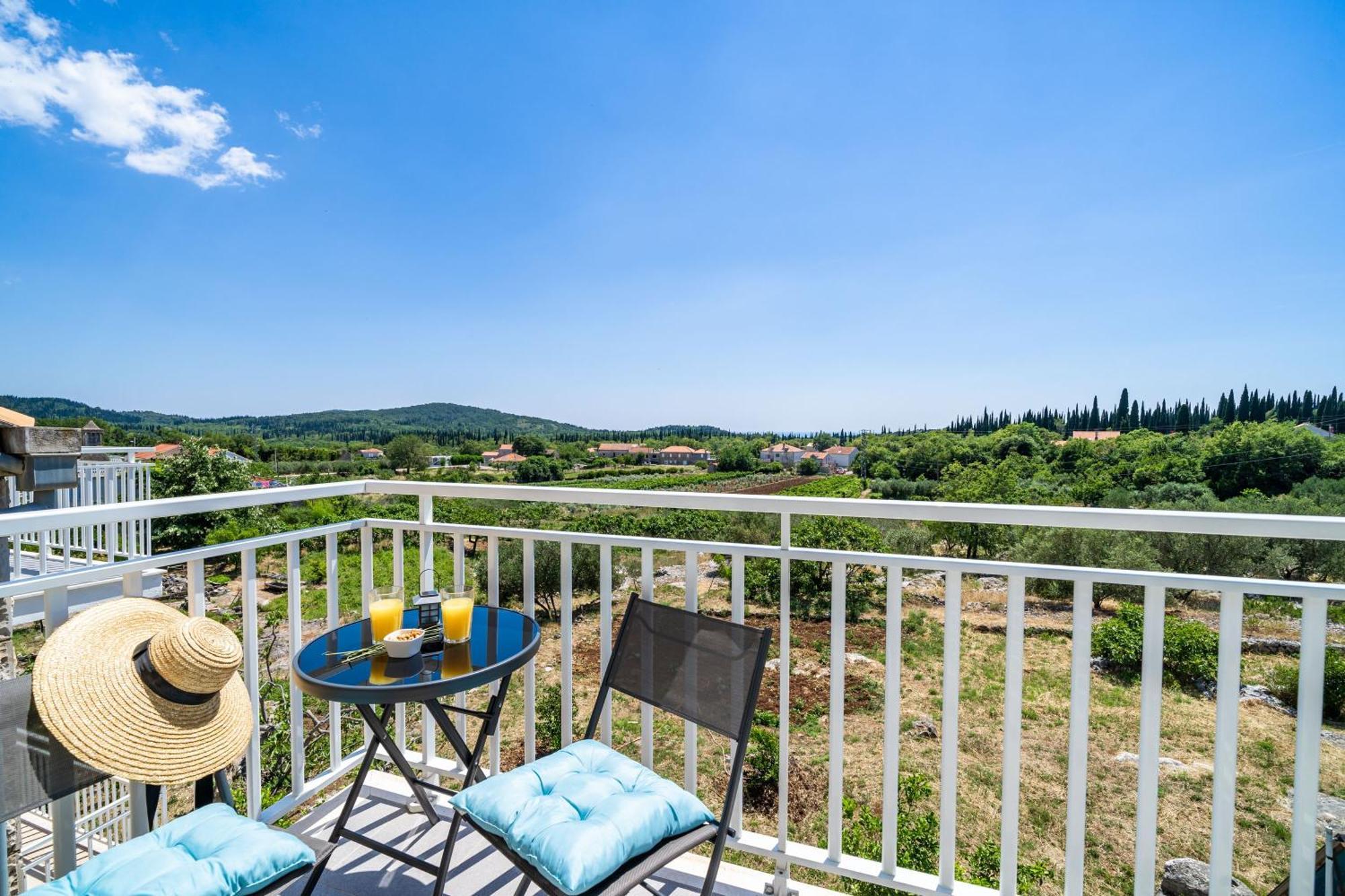 Apartments Amalija Čilipi 客房 照片