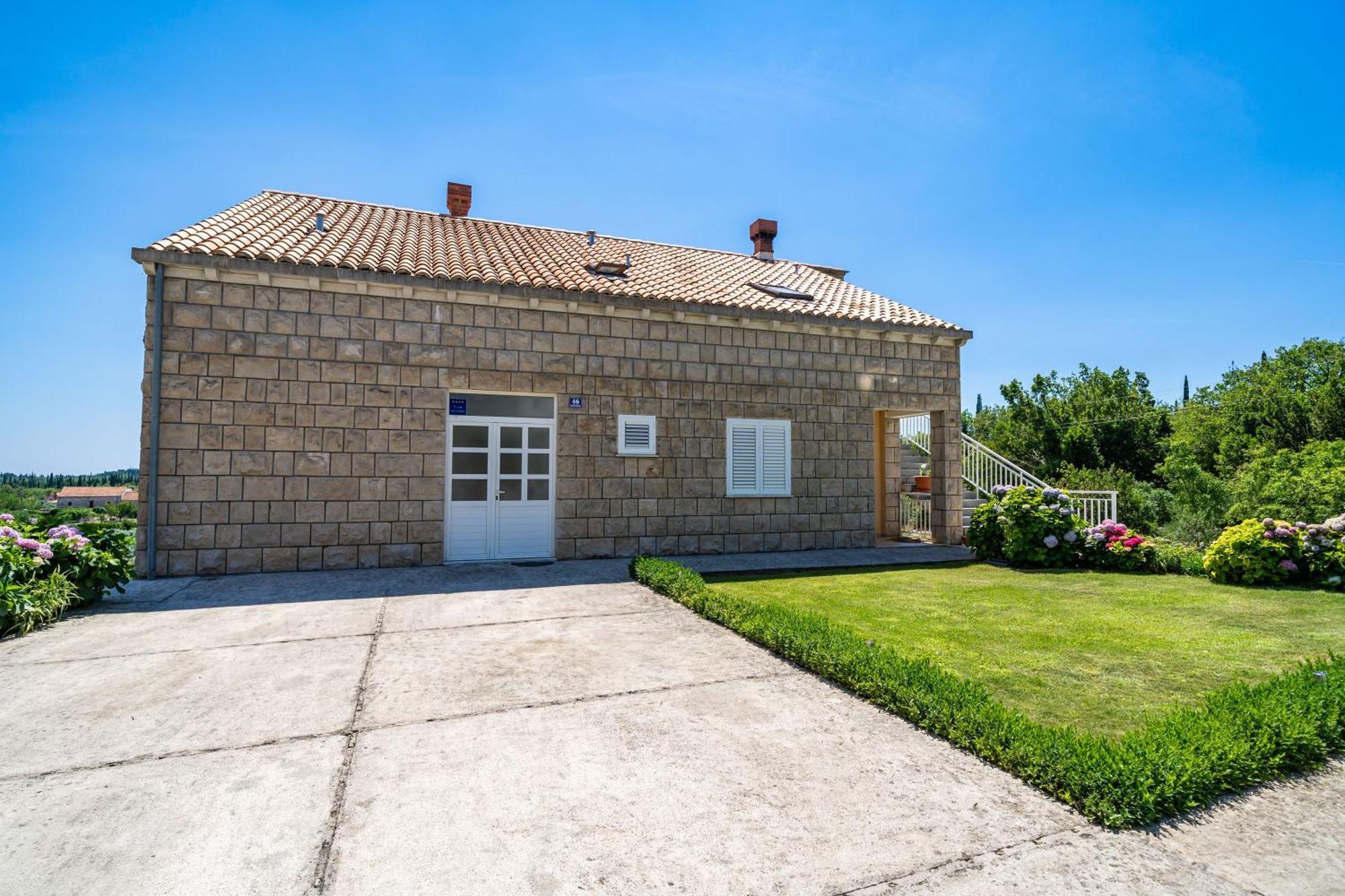Apartments Amalija Čilipi 客房 照片