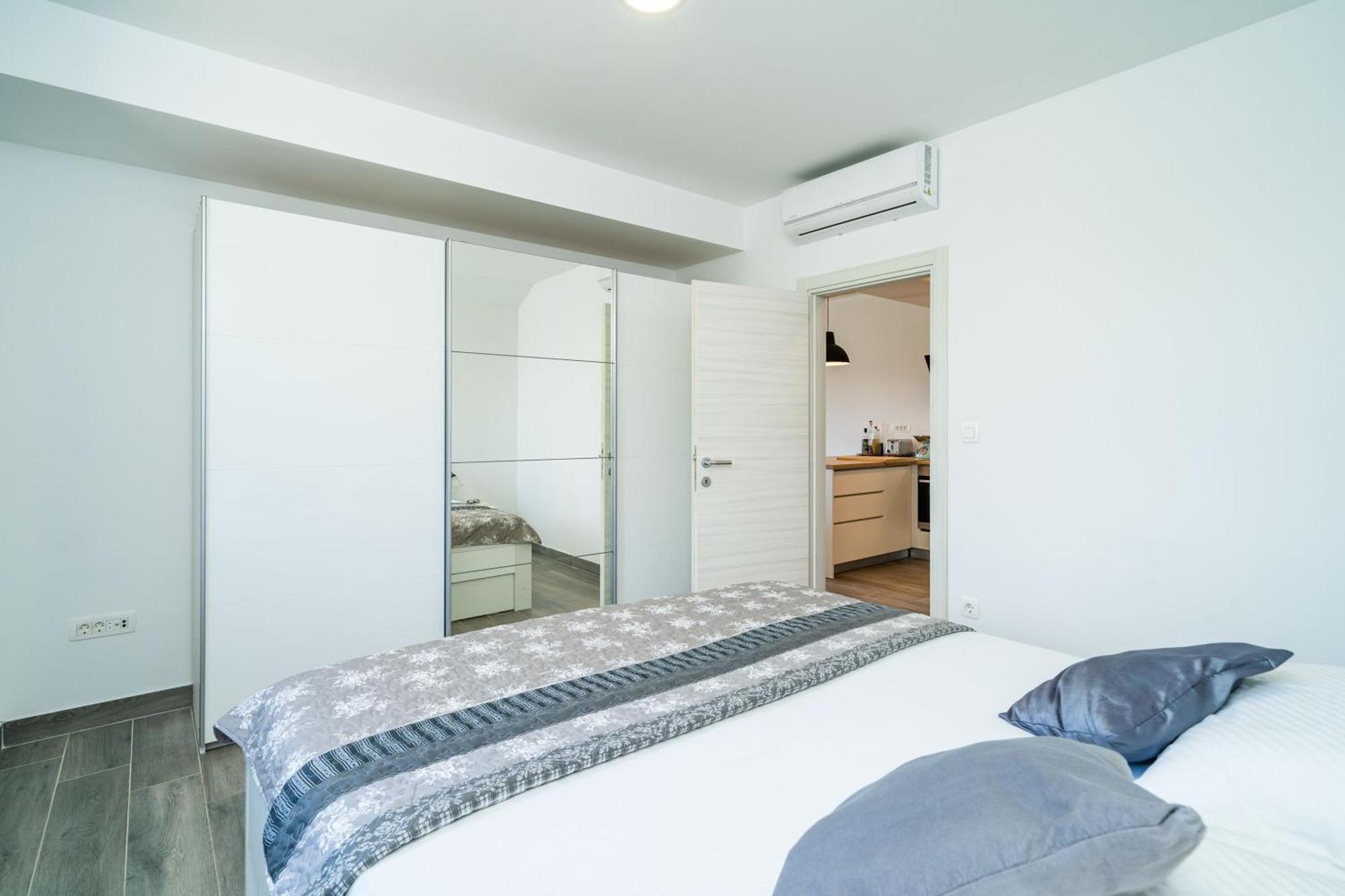 Apartments Amalija Čilipi 客房 照片